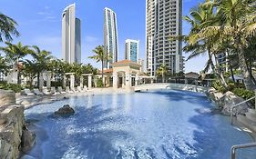 Chevron Renaissance - Hr Surfers Paradise